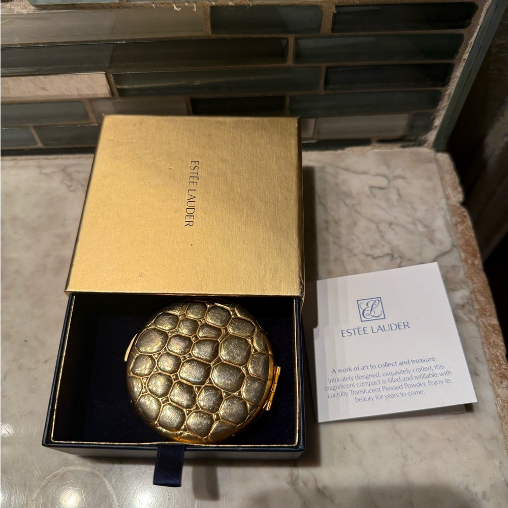 Vintage Estée Lauder Golden Alligator Compact in Original Box Lucidity